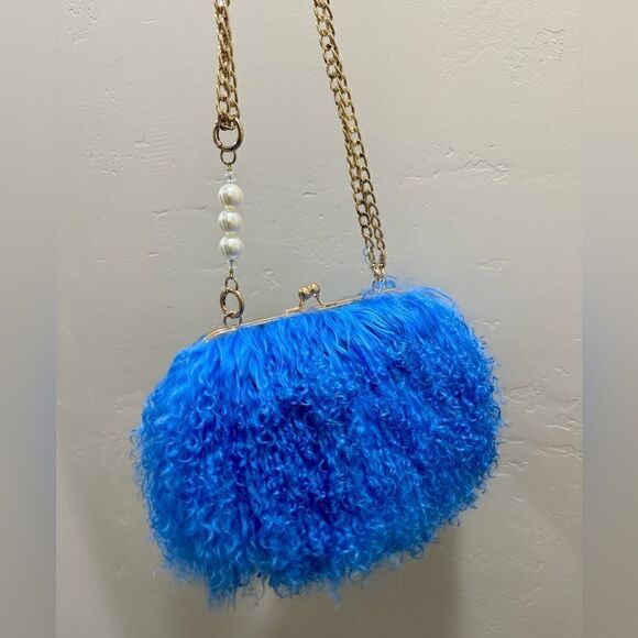Handmade Real Mongolian Lamb Fur Kisslock Wristlet/Crossbody & 2 Chain Styles - Picture 10 of 15
